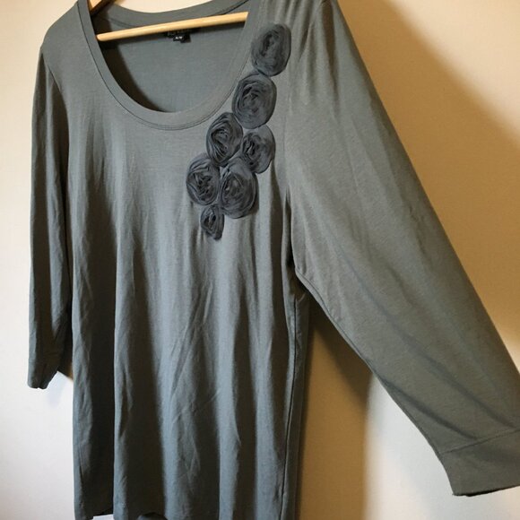 Nicole Miller Clay Grey Rayon 3/4 Sleeve Chiffon Rose Shirt - Picture 5 of 16